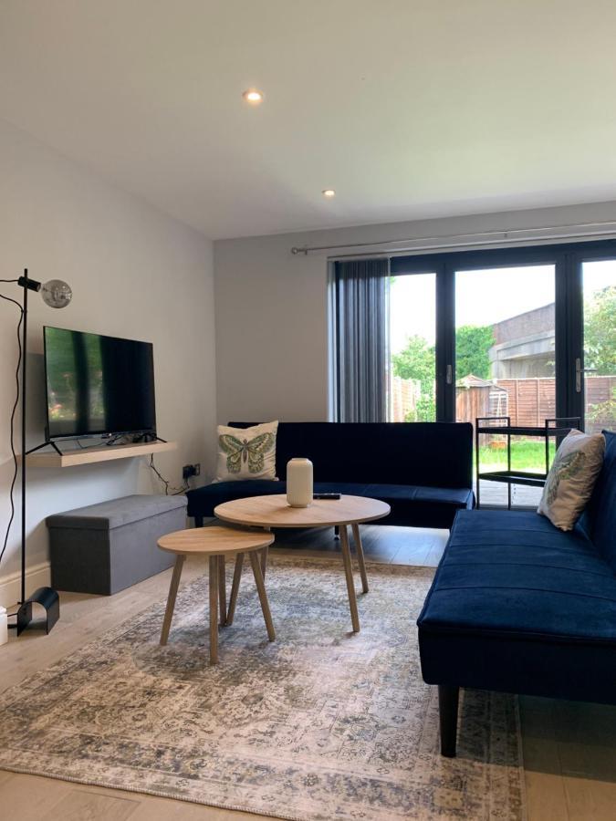 Wonderful 3 Bed Flat With Private Garden In Wimbledon - 1 The Queens Apartment London Exterior photo